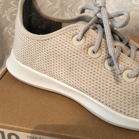 All Birds Tree Runner Tennis Shoes -Women’s 10 -Kauri Stone - Picture 6 of 8